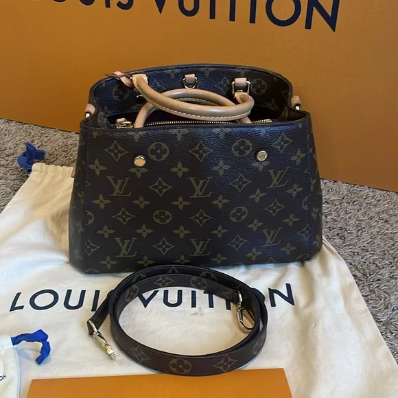 Louis Vuitton Montaigne Monogram BB - Picture 5 of 17